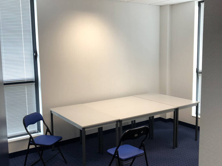BUREAUX A BEAUCOUZE 156m2 — photo 1