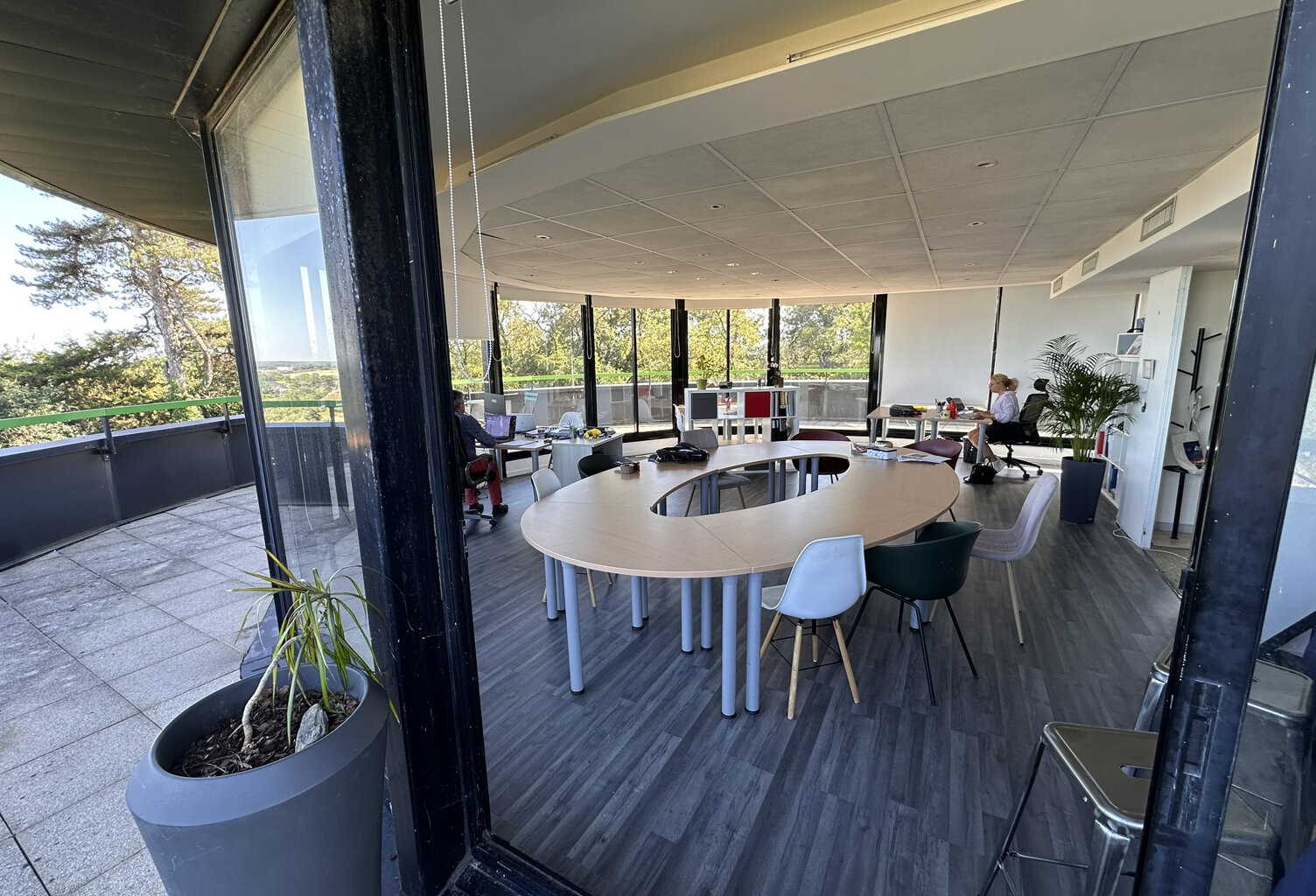 Bureaux 278m2 - Angers, Lac de Maine — photo 1