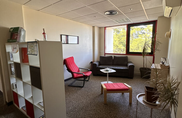 Bureaux 278m2 - Angers, Lac de Maine — photo 3