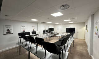 Bureau  373 m² à louer à Angers (49000)