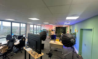 Bureau  205 m² à louer à Trélazé (49800)