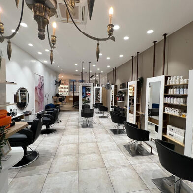 Commerce  346880 €