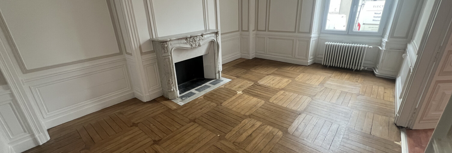 Bureau  65 m² à louer à Angers (49100)