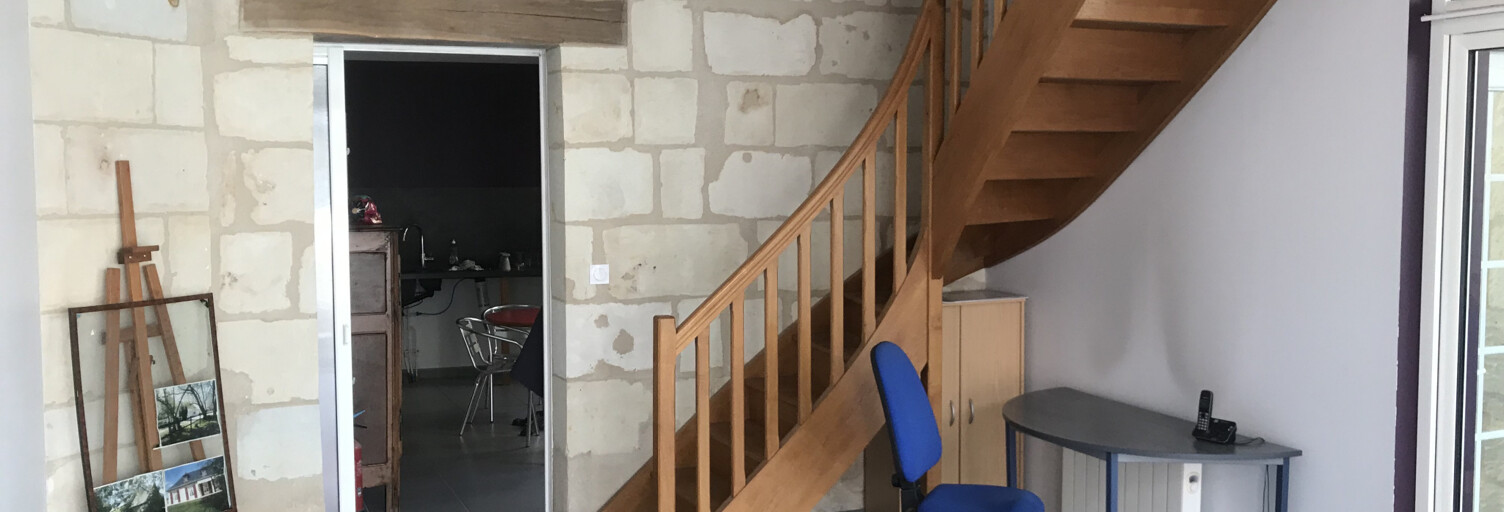 Divers  157 m² à vendre à Longué-Jumelles (49160)