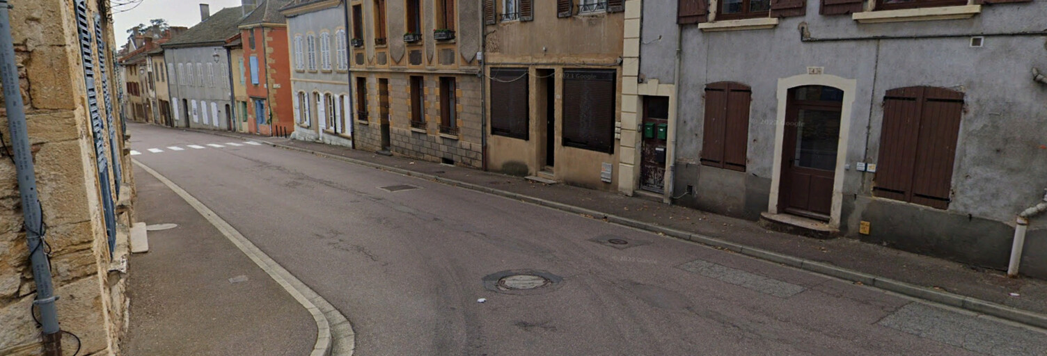 Immeuble  210 m² à vendre à Marcigny (71110)