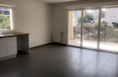 location appartement 823 € CC /mois à proximité de Marseille 7 (13007)