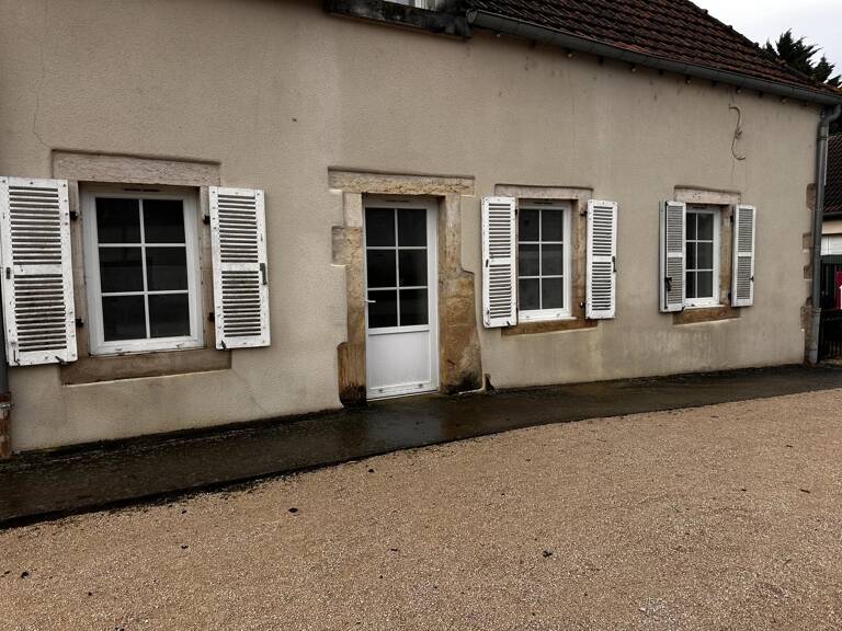 Appartement T3 IZEURE — photo 1