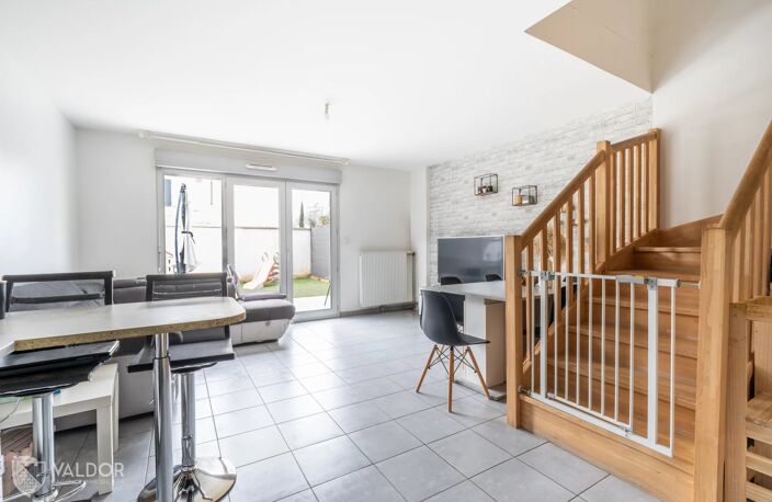 Vente appartement 3 pièces 70 m² Villefranche-sur-Saône (69400) — photo 3