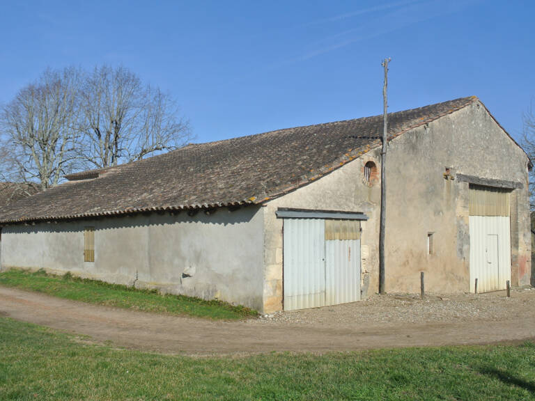 Grange en pierre a réhabiliter — photo 1