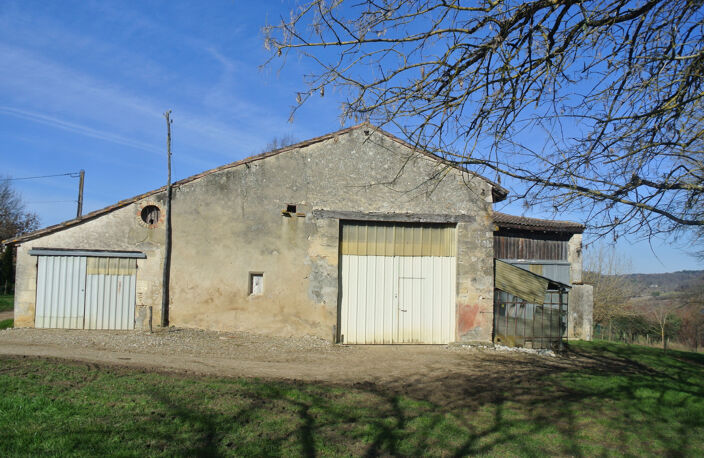 Grange en pierre a réhabiliter — photo 2