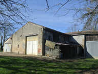 Grange en pierre a réhabiliter — photo 4