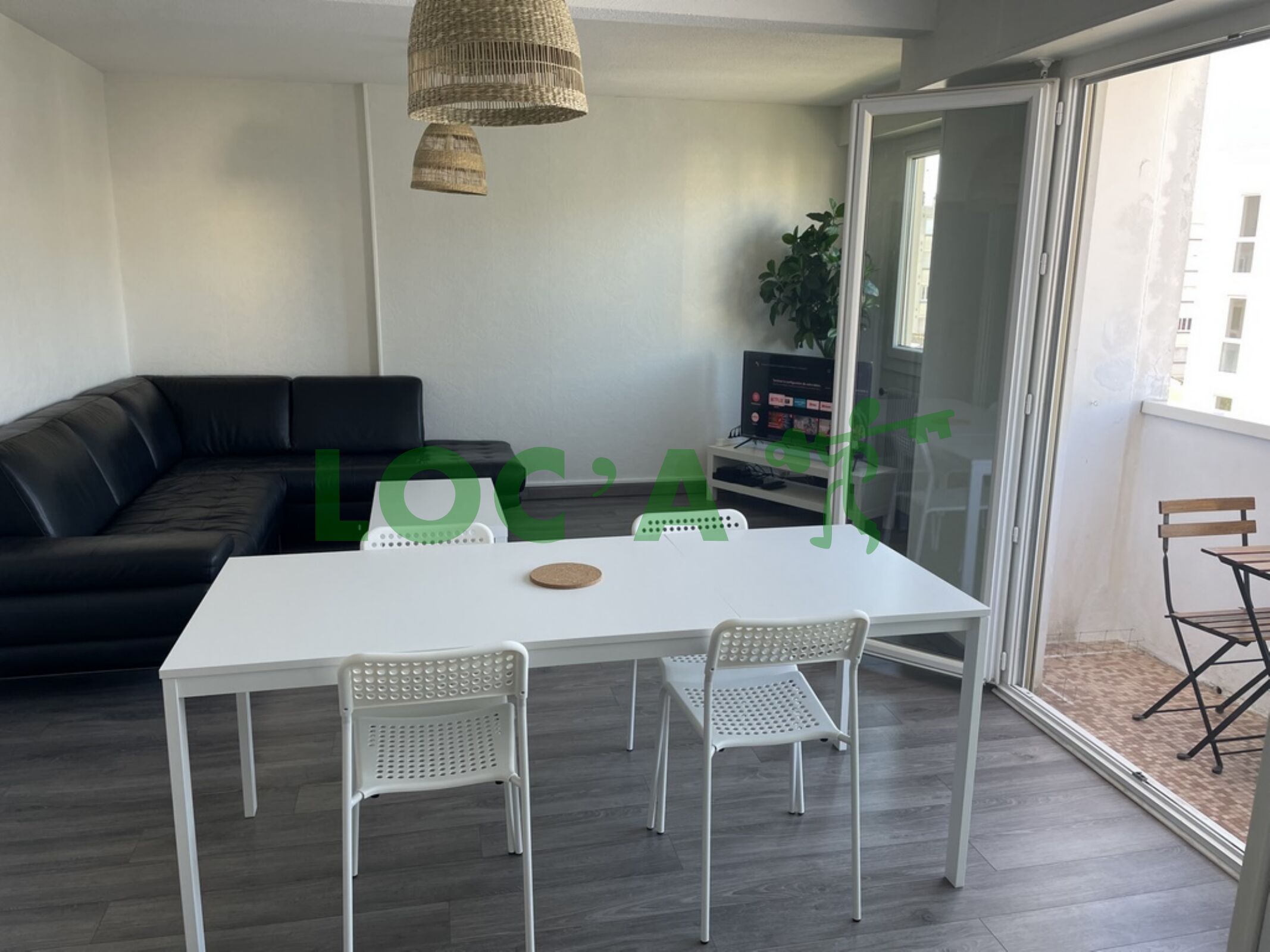 Location T4 77 m² à Dijon 995 ¤ CC /mois