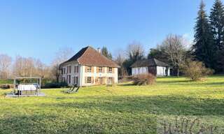 Maison 9 Pièces 214 m² à vendre à Saint-Geoire-en-Valdaine (38620)