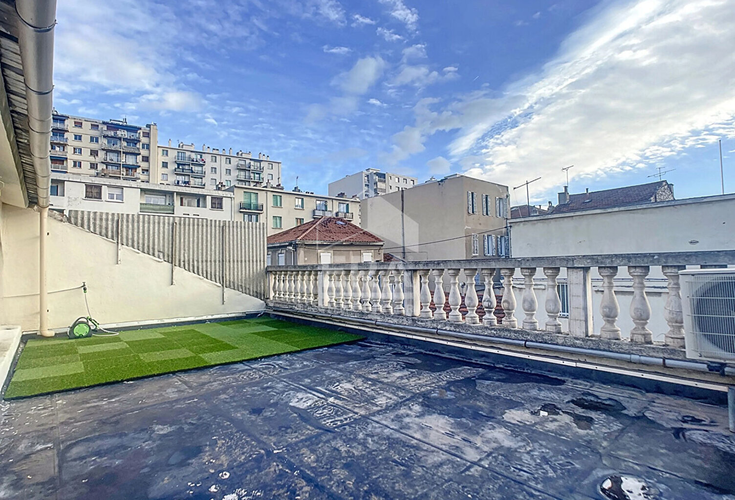 A VENDRE MARSEILLE 13014 BON SECOURS ST GABRIEL DUPLEX APPARTEMENT T4 TOITS TERRASSES BALCON — photo 1