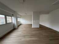 BUREAUX à LOUER — photo 2