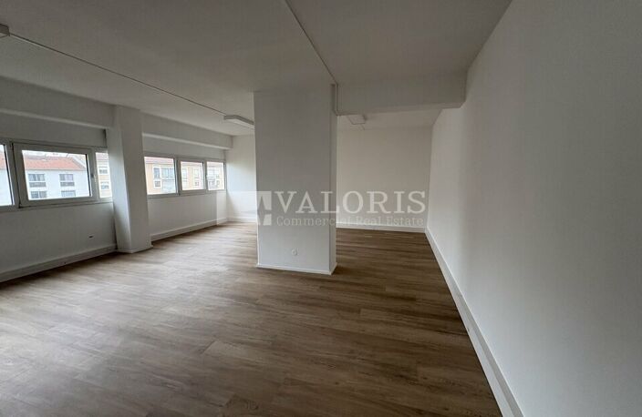 BUREAUX à LOUER — photo 4