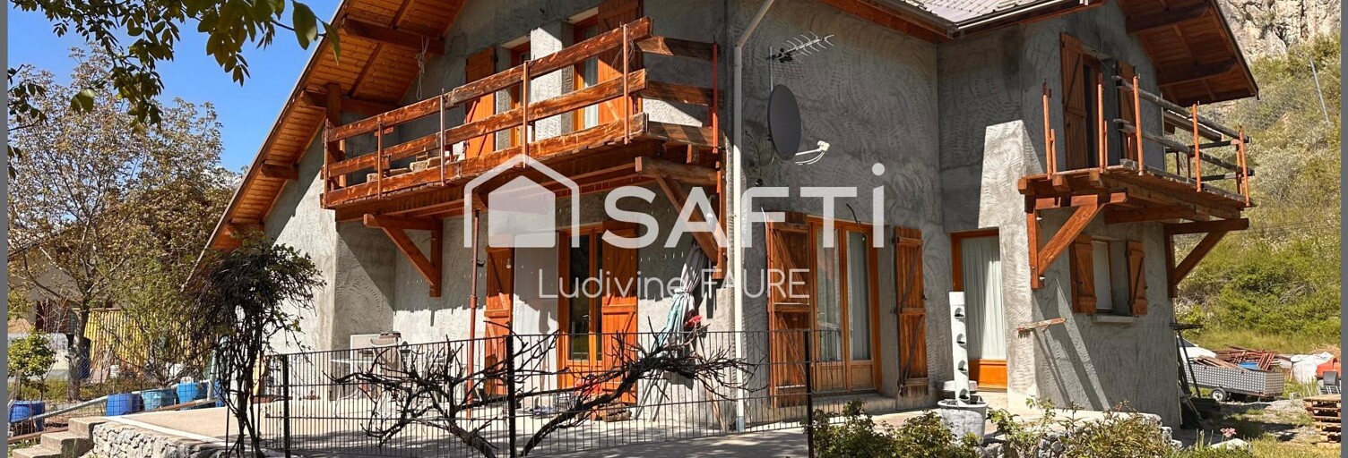 Maison 7 Pièces 142 m² à vendre à La Roche-de-Rame (05310)