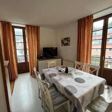 Appartement 5 pièces 215000 €