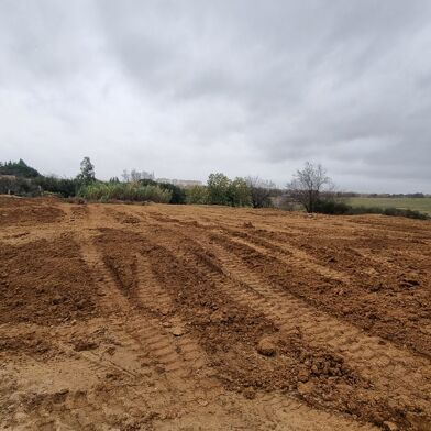 Terrain  240000 €