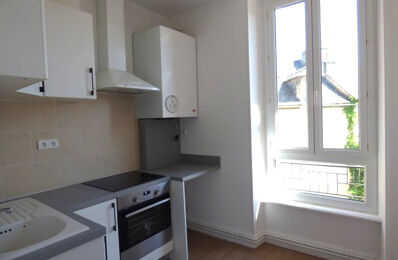 location appartement 440 € CC /mois à proximité de Saint-Côme-d'Olt (12500)