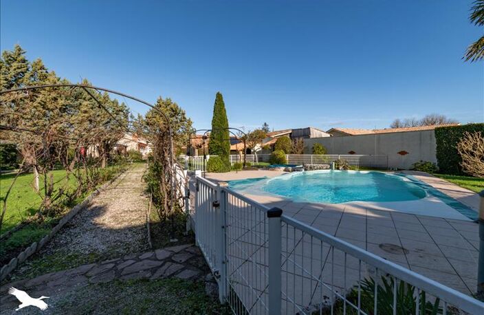 Maison en pierre de 11 pièces principales — photo 2