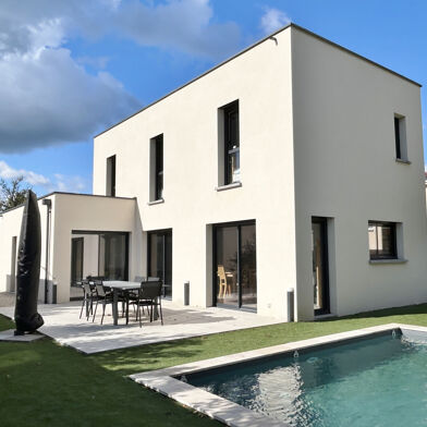 Maison 6 pièces 136 m²