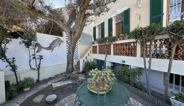 Villa / Maison 8 pièces  à vendre Toulon 83000