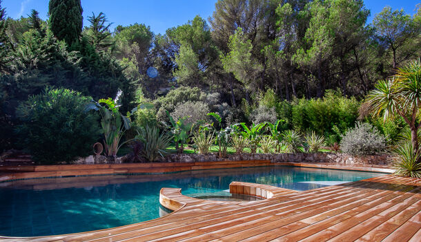 Villa / Maison 8 pièces  à vendre Ventabren 13122