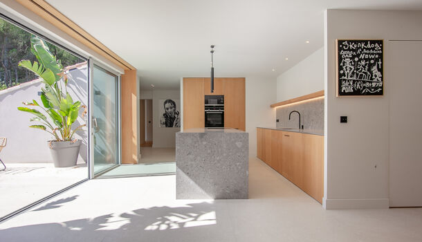 Villa / Maison 8 pièces  à vendre Ventabren 13122