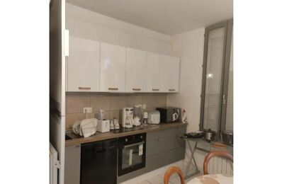 location appartement 1 300 € CC /mois à proximité de Saint-Caprais-de-Bordeaux (33880)