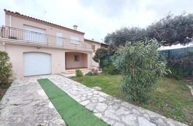 location maison 1 447 € CC /mois à proximité de Aigues-Mortes (30220)