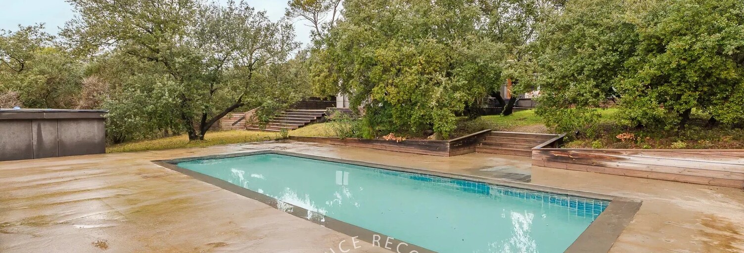 Maison 8 Pièces 280 m² à vendre à Rognes (13840)