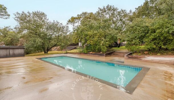 Villa / Maison 8 pièces  à vendre Rognes 13840