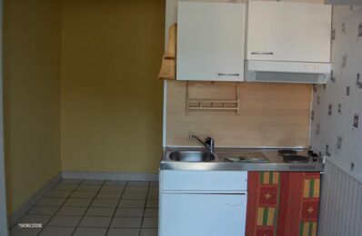 location appartement 410 € CC /mois à proximité de Montluel (01120)