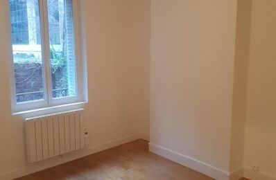 location appartement 835 € CC /mois à proximité de Paris 16 (75016)