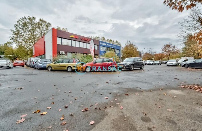 A LOUER  local de 353m² ZI TORCY SUD — photo 3