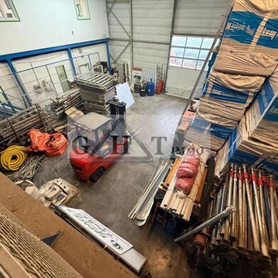 Local industriel 432 m²