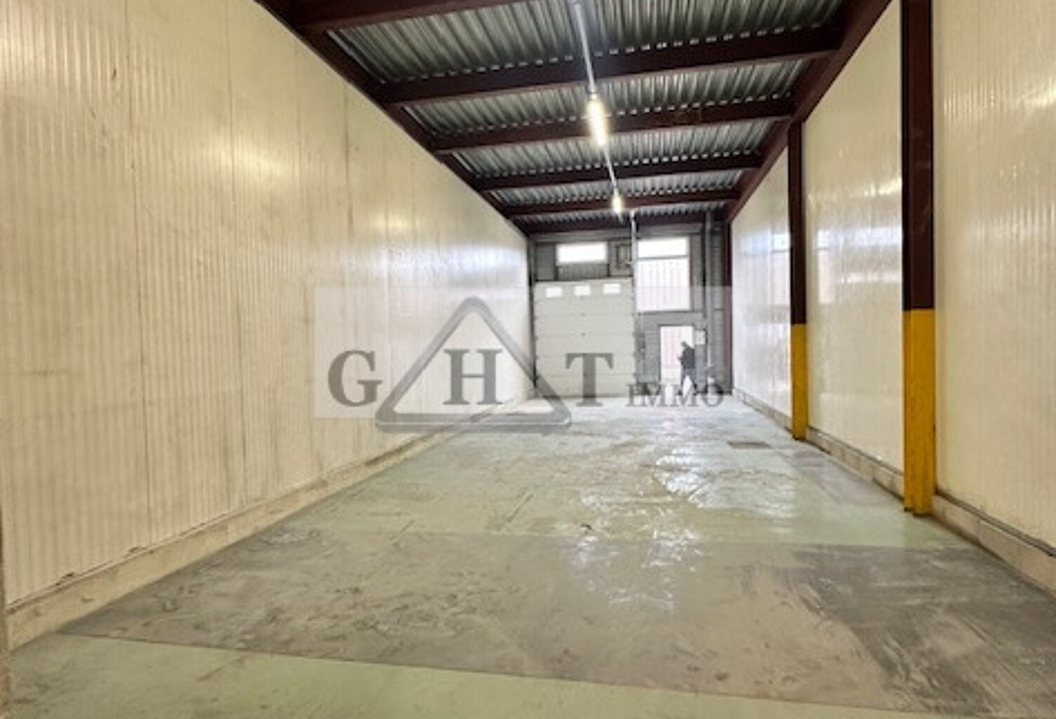ENTREPOT 120 M² A LOUER BRIE COMTE ROBERT — photo 1