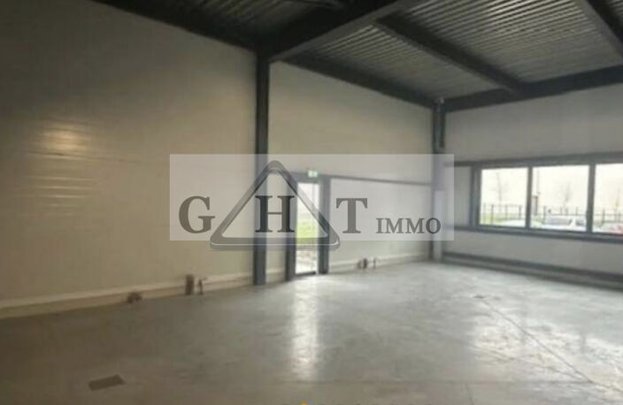 Entrepot bureaux a Louer A Montmagny — photo 2