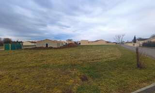 Terrain  1000 m² à vendre à Civray (86400)