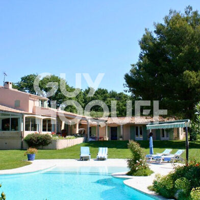 Maison 10 pièces 680000 €