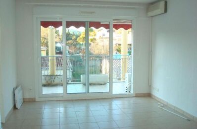 location appartement 641 € CC /mois à proximité de Roquebrune-sur-Argens (83520)