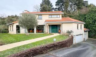 Maison 8 Pièces 235 m² à vendre à Cholet (49300)