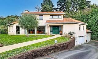 Maison 8 Pièces 235 m² à vendre à Cholet (49300)