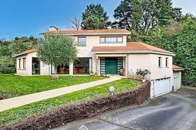 Maison 8 pièces 534800 €