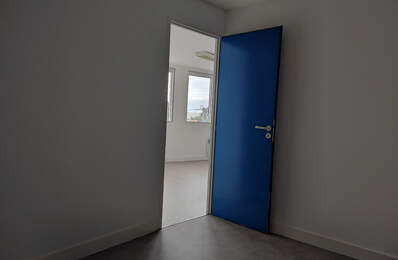 A louer bureaux 35 m2 avec ascenseur et parking à Bordeaux — photo du bien