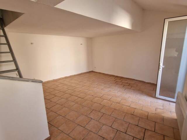 Appartement T3 avec terrasse — photo du bien