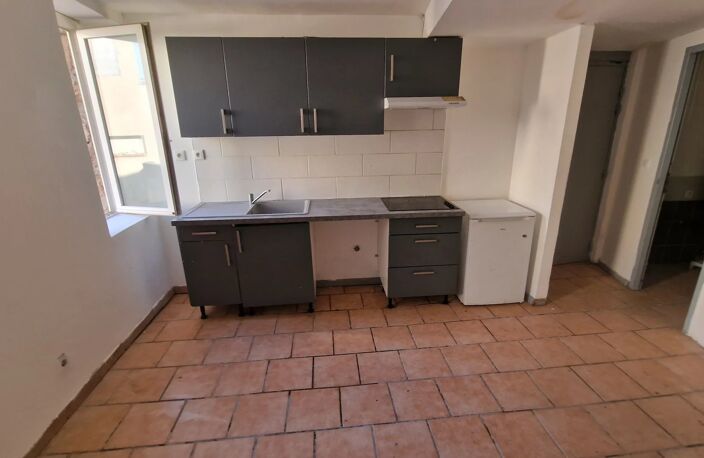 Appartement T3 avec terrasse — photo 3