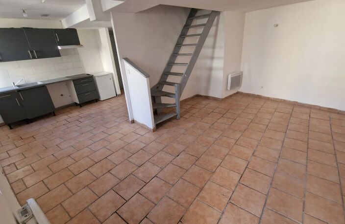 Appartement T3 avec terrasse — photo 4