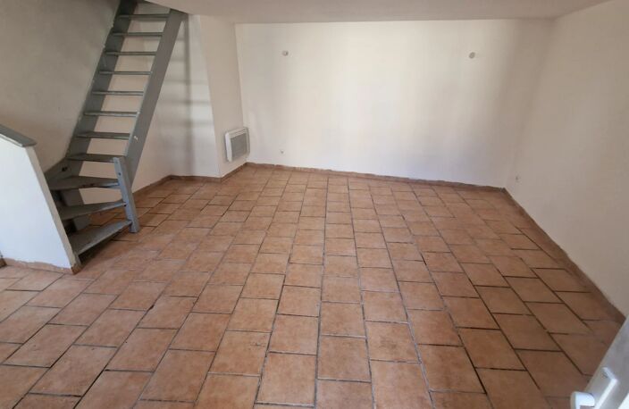 Appartement T3 avec terrasse — photo 5